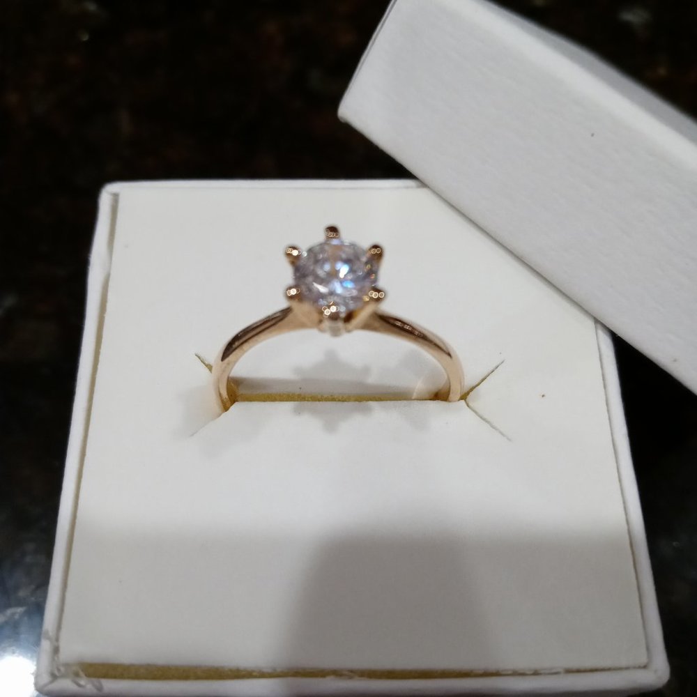 1 carat White Sapphire & Rose Gold Ring